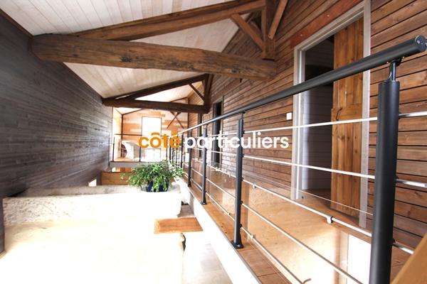 Vente Demeure de Prestige334,78 m² - 11 Pièces - VOUILLE LES MARAIS (85450)