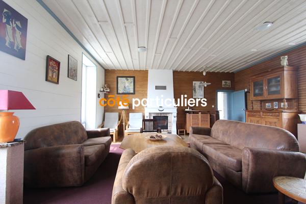 Vente Demeure de Prestige334,78 m² - 11 Pièces - VOUILLE LES MARAIS (85450)