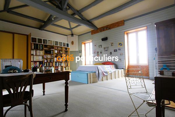 Vente Demeure de Prestige334,78 m² - 11 Pièces - VOUILLE LES MARAIS (85450)