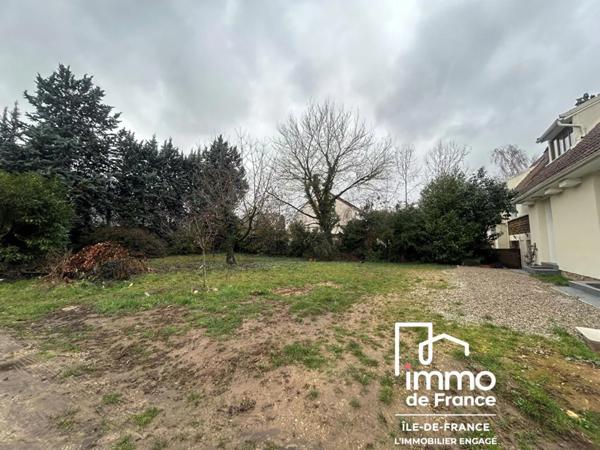 Terrain à vendre à Viry-Châtillon (91170)