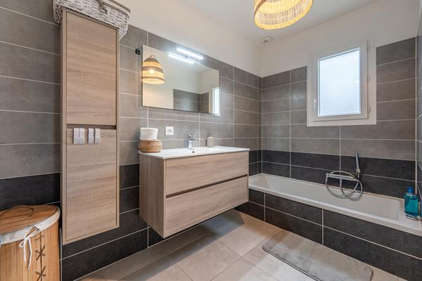 Maison récente à vendre à Carpentras - 4 pièces avec jardin