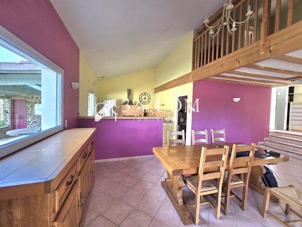 Villa 7 pièce(s) 5 chambre(s) 150 m²