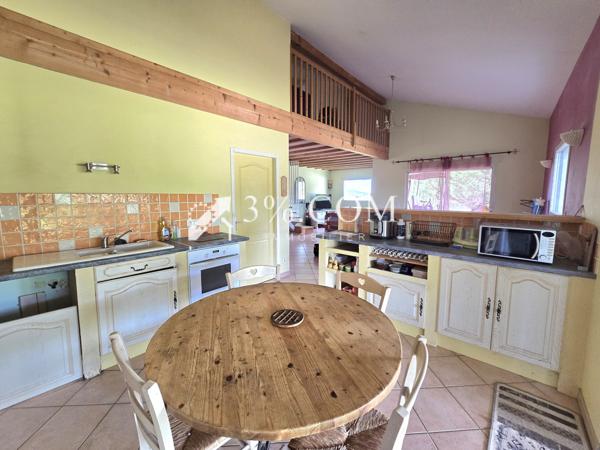 Villa 7 pièce(s) 5 chambre(s) 150 m²