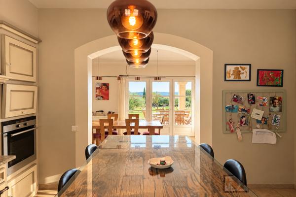 Vente Maison de luxe Uzès 5 Pièces 190 m²