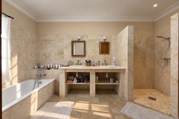Vente Maison de luxe Uzès 5 Pièces 190 m²