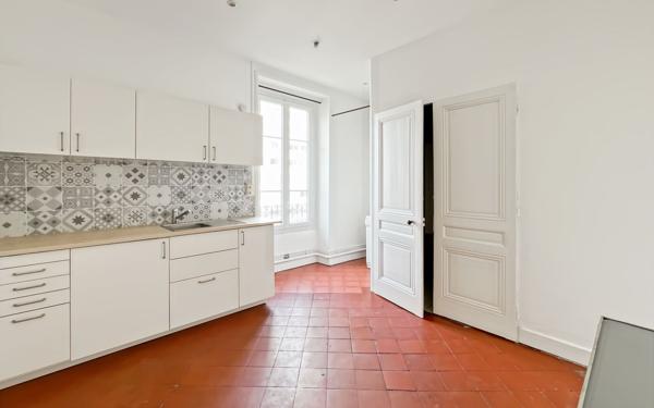 Appartement à vendre    2 pièces • 55,43 m2 Lyon 6