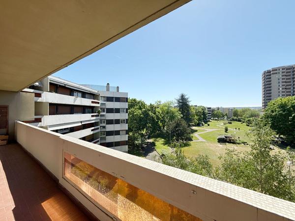 5 pièces 108.29 m2 Nanterre
