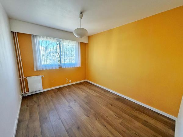 5 pièces 108.29 m2 Nanterre