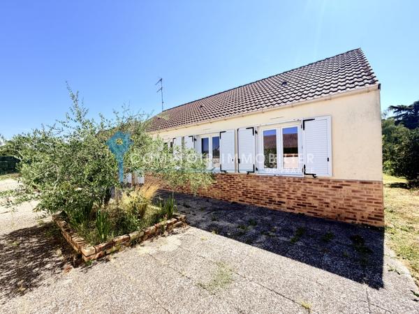 Maison
                                                                                                                                                                                                                                                                                                                        4 pièce(s)                                                                                                                                                                                                          3 chambre(s)                                                                                                                                                                                                          99  m²