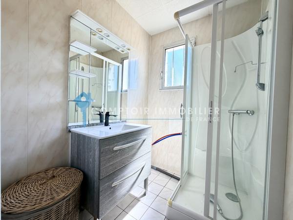 Maison
                                                                                                                                                                                                                                                                                                                        4 pièce(s)                                                                                                                                                                                                          3 chambre(s)                                                                                                                                                                                                          99  m²
