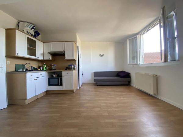 Vente                                                      Appartement
                        
                     2 pièces                      31 m2                     à Creil