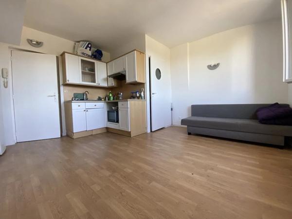Vente                                                      Appartement
                        
                     2 pièces                      31 m2                     à Creil