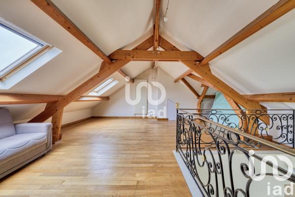 Maison traditionnelle 8 pièces de 340 m² à Champigny-sur-Marne (94500)