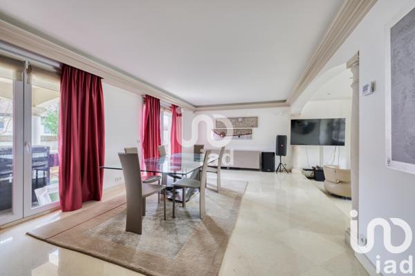 Maison traditionnelle 8 pièces de 340 m² à Champigny-sur-Marne (94500)