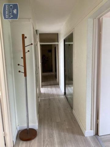 Appartement à louer 3 pièces 58.5m²