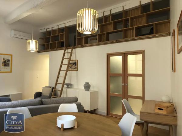 Appartement à louer 2 pièces 51.4m²