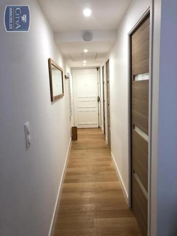 Appartement à louer 2 pièces 51.4m²