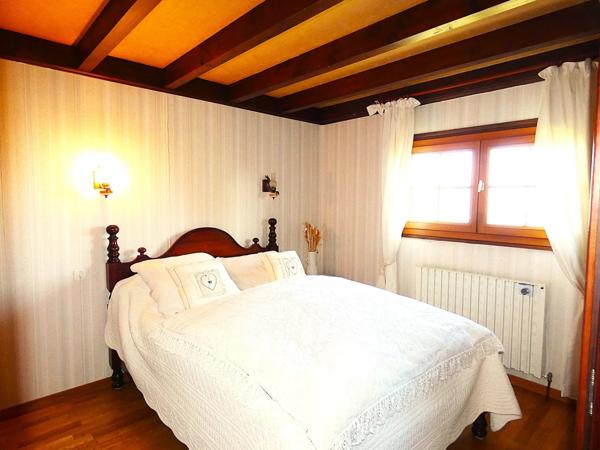 CHALET 118 M2 TERRAIN 2875 M2