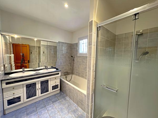 Maison 5 pièces - 150 m²