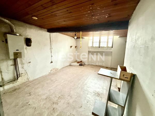 IMMEUBLE DE CARACTÈRE EN PLEIN CENTRE DE FOIX ? RESTAURANT EN ACTIVITÉ ET FORT POTENTIEL