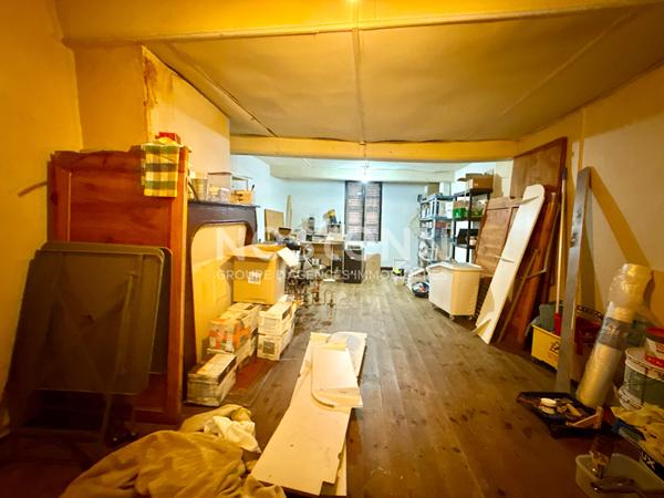 IMMEUBLE DE CARACTÈRE EN PLEIN CENTRE DE FOIX ? RESTAURANT EN ACTIVITÉ ET FORT POTENTIEL