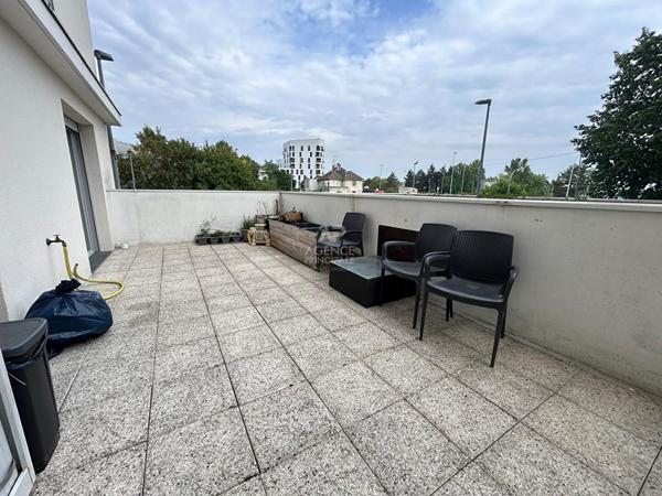 Appartement Carrieres Sous Poissy 3 pièce(s) 55 .72 m2 259 000 € **  - Référence  9280