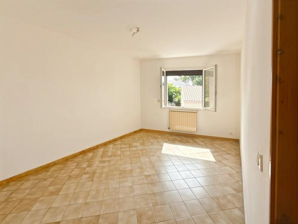 Maison à vendre 5 pièces CASTRIES (34)