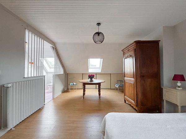 Rives-Du-Loir-En-Anjou : Domaine de l'Hermitage - Maison familiale avec vie de plain-pied de 137m2 sur un jardin de 1400m2 !
