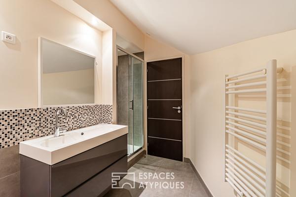 Duplex avec studio/atelier indépendant dans le centre-ville de Sèvres