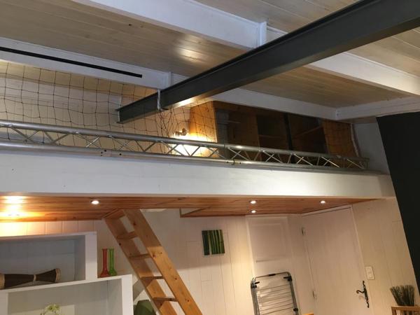 CARPENTRAS - A 18 MINUTES D'AVIGNON  - STUDIO A LOUER A 520€ - QUARTIER RESIDENTIEL