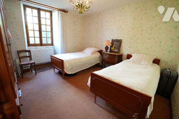 Maison de campagne 3 chambres avec dépendances et grand terrain