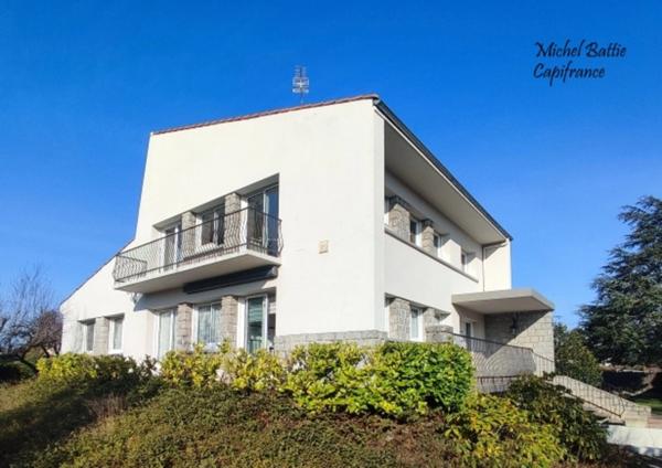 Appartement lumineux SAINT JUST SAINT RAMBERT (42)