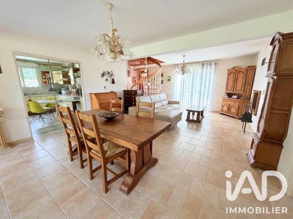 Maison à vendre 6 pièces 161 m² Cherré-Au
