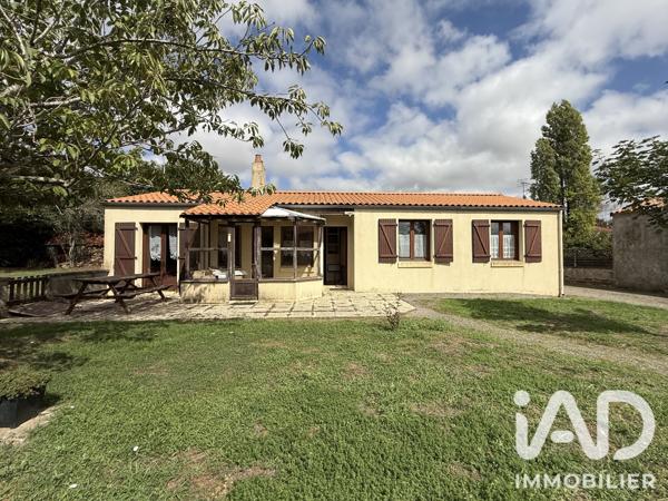 Maison à vendre 4 pièces 86,88 m² Saint-Maixent-de-Beugné