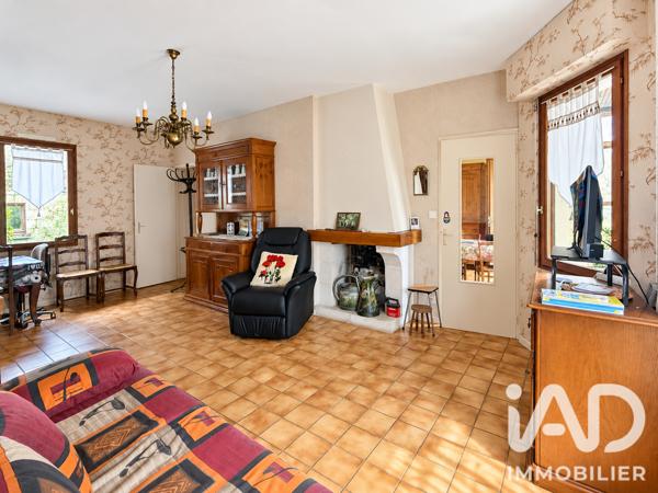 Maison à vendre 4 pièces 86,88 m² Saint-Maixent-de-Beugné
