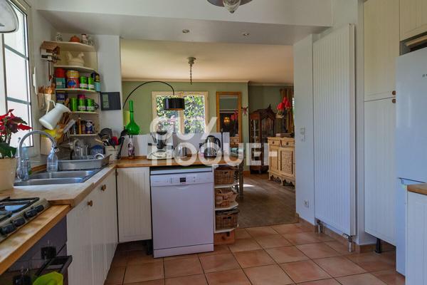 Belle maison à Croissy Sur Seine 8 pièce(s) 183 m2 sur 1000m2 de terrain