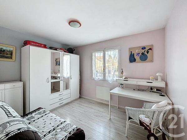 Maison à vendre  7 pièces - 145,69 m2 SAVIGNY LE TEMPLE - 77