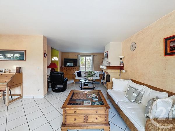 Maison à vendre  7 pièces - 145,69 m2 SAVIGNY LE TEMPLE - 77