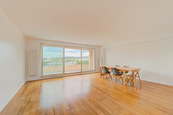 Appartement Saint Germain En Laye - Dernier étage - Terrasse - Vue panoramique - Plein Sud - 101m2 645 000 € **  - Référence  18551