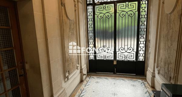 Location Appartement 2 pièces 52.6 m² - Paris 75014