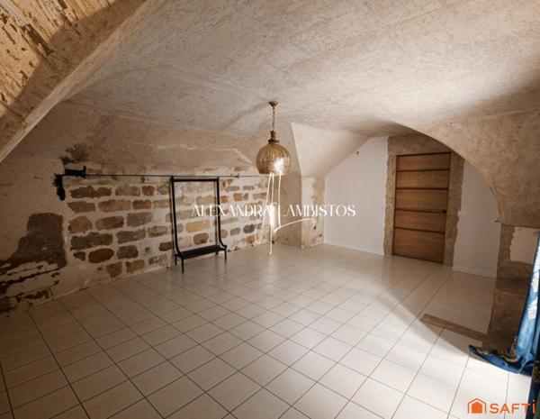 Maison - 7 pièces - 130m²