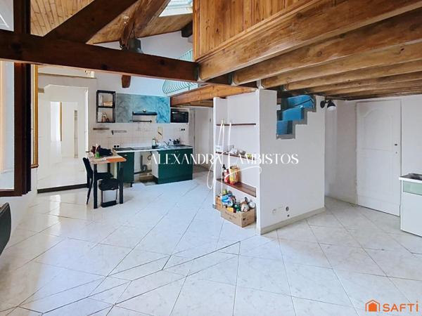 Maison - 7 pièces - 130m²