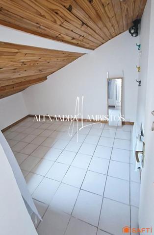 Maison - 7 pièces - 130m²