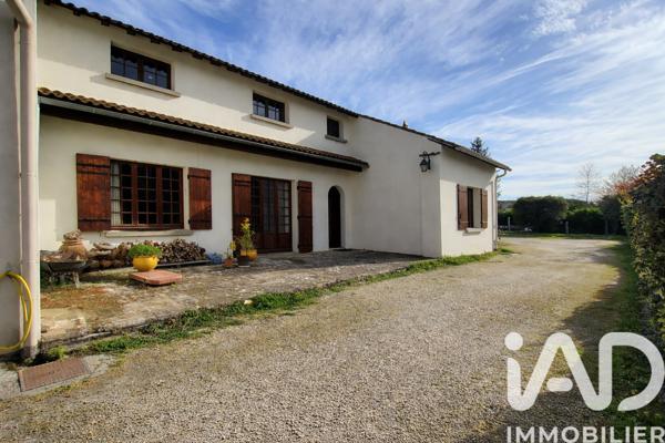 Maison à vendre 8 pièces 222,05 m² Beaucaire