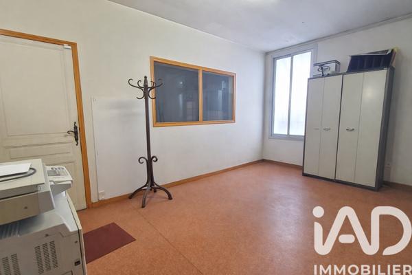 Maison à vendre 8 pièces 222,05 m² Beaucaire