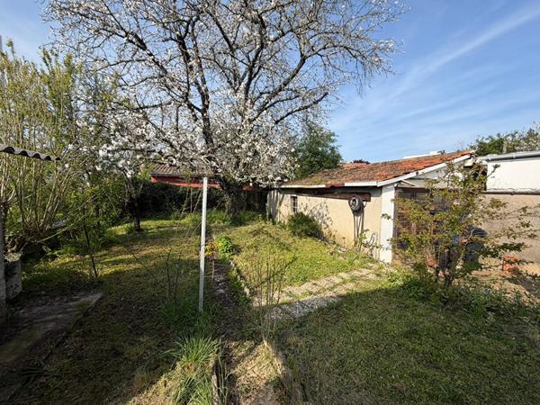 Maison Rare ! Le Bouscat - Parcelle 339m2, maison à démolir - Fort potentiel construction 51.8 m²