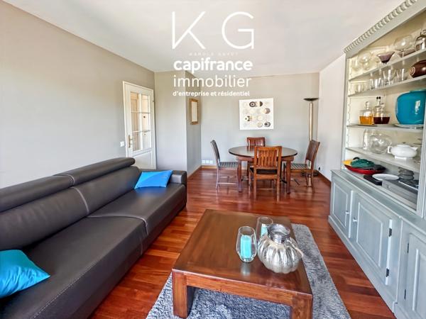 Calvados (14), BENERVILLE-SUR-MER appartement T2 à vendre 41 m2 avec balcon et box, à 200 m de la plage et à 5 min de Deauville