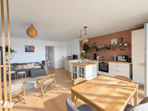 APPARTEMENT 3 PIECES - 2 CHAMBRES - BALCON -  GARAGE ENTRE L'ERDRE et La Loire - NANTES 