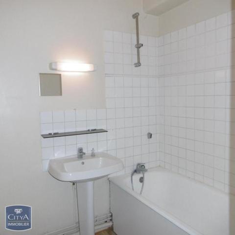 Appartement à louer 1 pièce 34m² Bourges (18000)