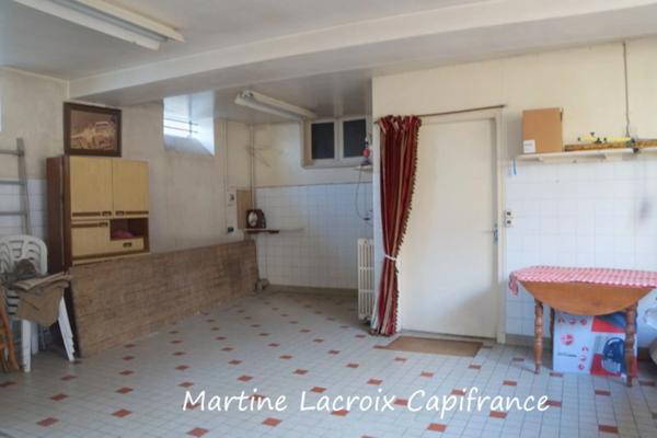 Dpt Sarthe (72), à vendre LA FERTE BERNARD maison P6 de 185 m² - Terrain de 275,00 m²